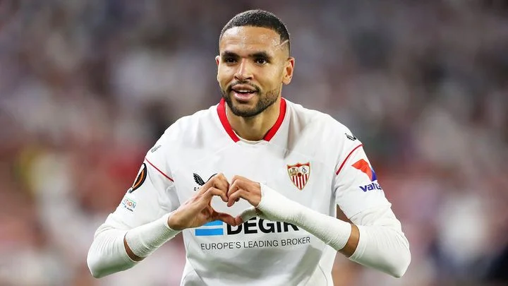 Юссеф Эн-Несери перейдет из «Севильи» в «Фенербахче» за 20 млн евро Юссеф Эн-Несери перейдет из «Севильи» в «Фенербахче» за 20 млн евро