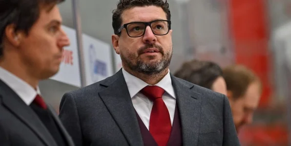 Робитайл: русский язык немного пугает, но уже знаю слова «клюшка» и «шайба» Робитайл: русский язык немного пугает, но уже знаю слова «клюшка» и «шайба»