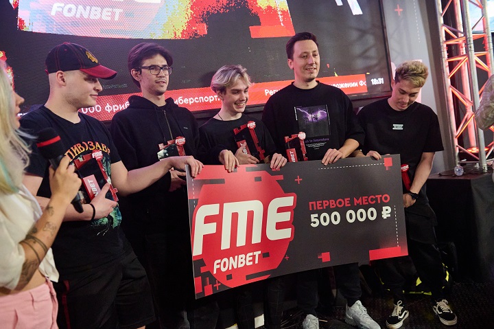 +W защитили титул чемпионов FONBET MEDIA ELEAGUE