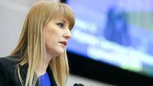 Журова о российском паспорте Дугласа Сантоса: кто-то уезжает из страны, а кто-то разделяет наши ценности и культуру