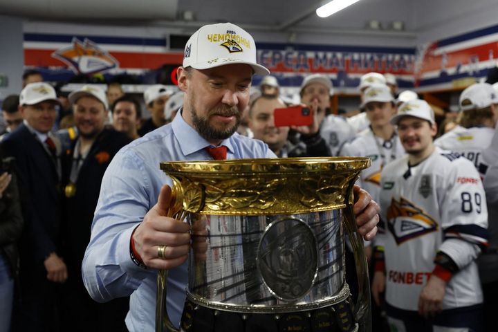 Тренер «Металлурга» Сергей Мозякин: «Мы маленькие, быстрые ребята, которые хотели больше победить»
