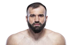 Азамат Мурзаканов UFC