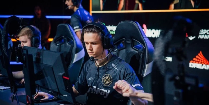 NIP — MOUZ. Прогноз на матч CS:GO (11 марта 2022 года)