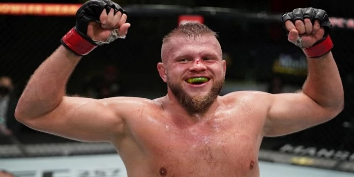 Жаирзиньо Розенстрайк — Марчин Тыбура. Прогноз (кф 2.33) на UFC (10 апреля 2022 года)