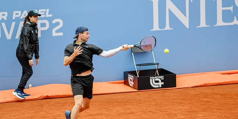 Родионов — Сакамото. Прогноз и ставки на матч ATP Йокогама (19 ноября 2024 года) 
