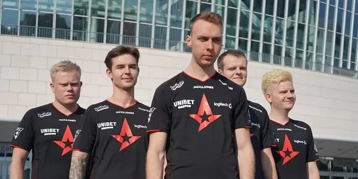 Astralis — CR4ZY. Прогноз на матч CS:GO (31 августа 2019 года)