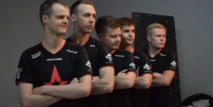 FaZe Clan — Astralis. Прогноз на матч CS:GO (7 апреля 2020 года)