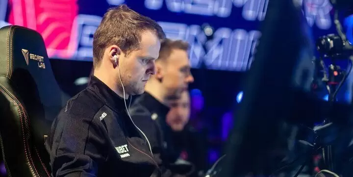 Astralis — Vitality. Прогноз на матч CS:GO (3 июня 2020 года)