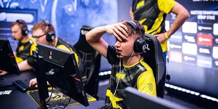 Na'Vi — Complexity. Прогноз на матч CS:GO (23 августа 2020 года)