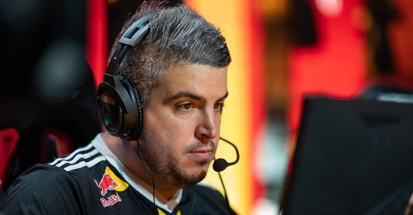 Vitality — FaZe Clan. Прогноз на матч CS:GO (26 августа 2020 года)